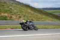 cadwell-no-limits-trackday;cadwell-park;cadwell-park-photographs;cadwell-trackday-photographs;enduro-digital-images;event-digital-images;eventdigitalimages;navarra;no-limits-trackdays;peter-wileman-photography;racing-digital-images;trackday-digital-images;trackday-photos